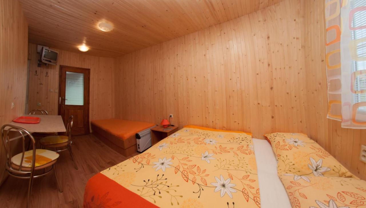 Nero Apartman Veľký Meder Exterior foto