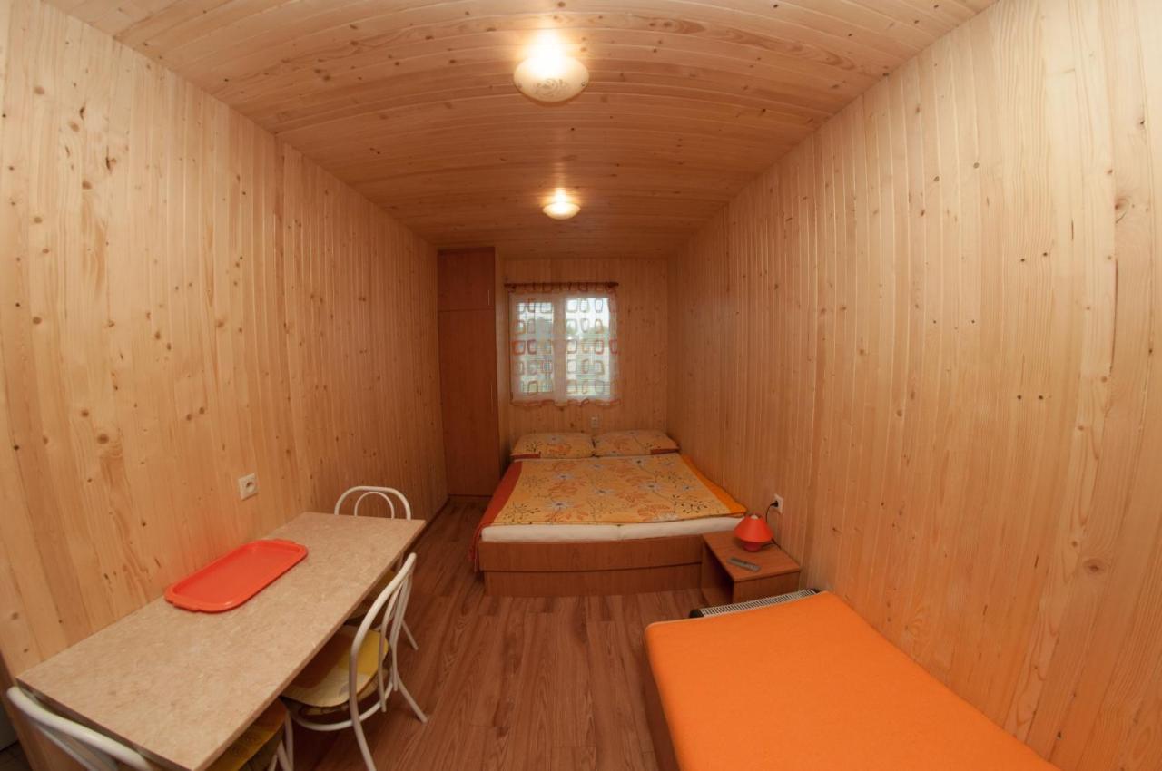 Nero Apartman Veľký Meder Exterior foto